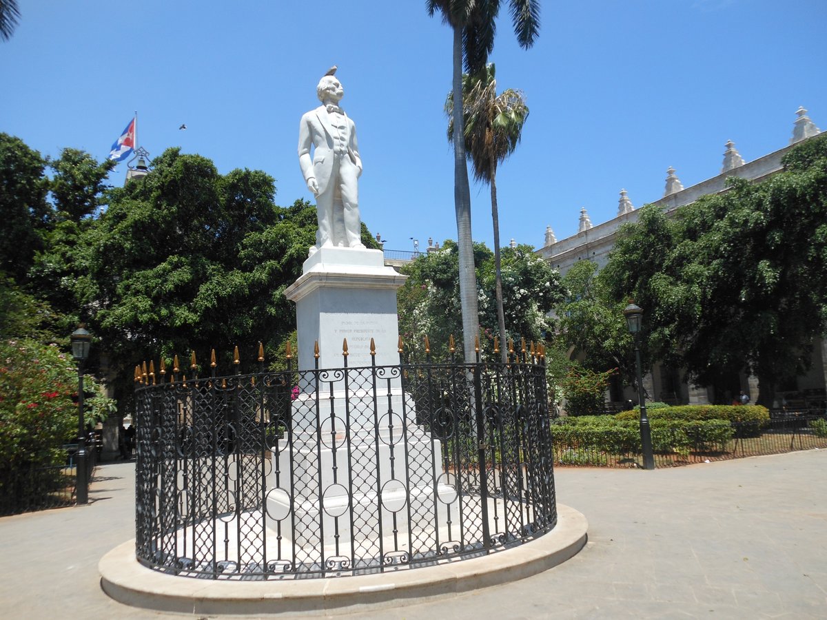 La Plaza de Armas en la Habana Vieja, Cuba