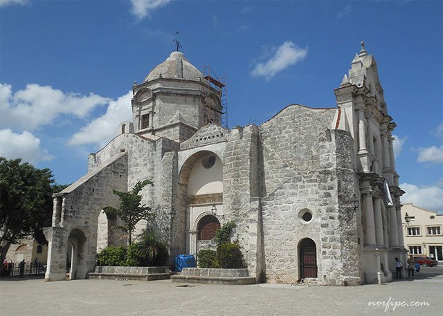 La Iglesia de San Francisco de Paula en la Habana Vieja, Cuba