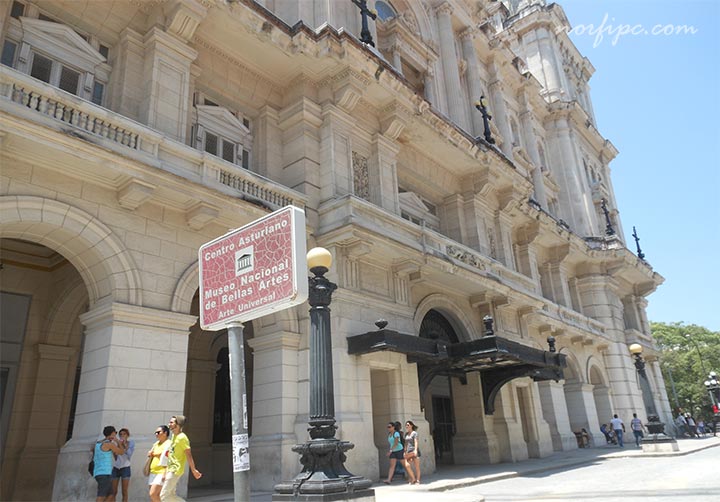 Centro Asturiano, sede de las colecciones de arte universal del Museo Nacional de Bellas Artes