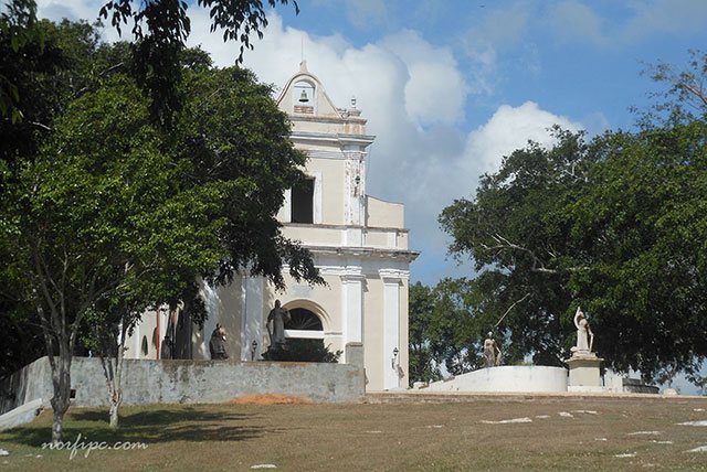 Frente de la Ermita de Monserrat en las Alturas de Simpson, al norte de la ciudad de Matanzas