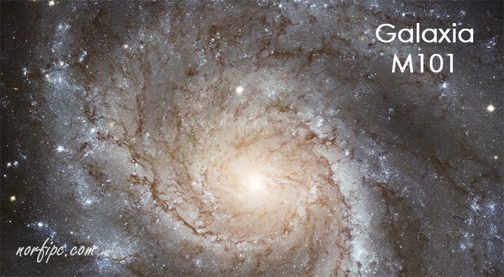 Foto de la galaxia espiral M101 o Galaxia del Molinete