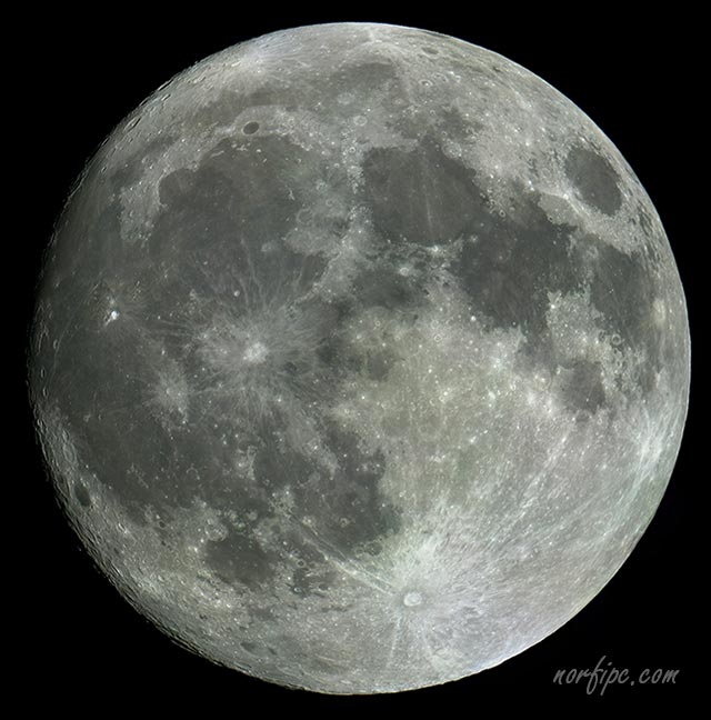 Fotografía de la Luna en su fase de Luna Llena