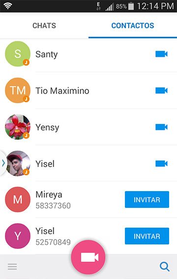 Panel de Contactos de la aplicación IMO en un teléfono celular